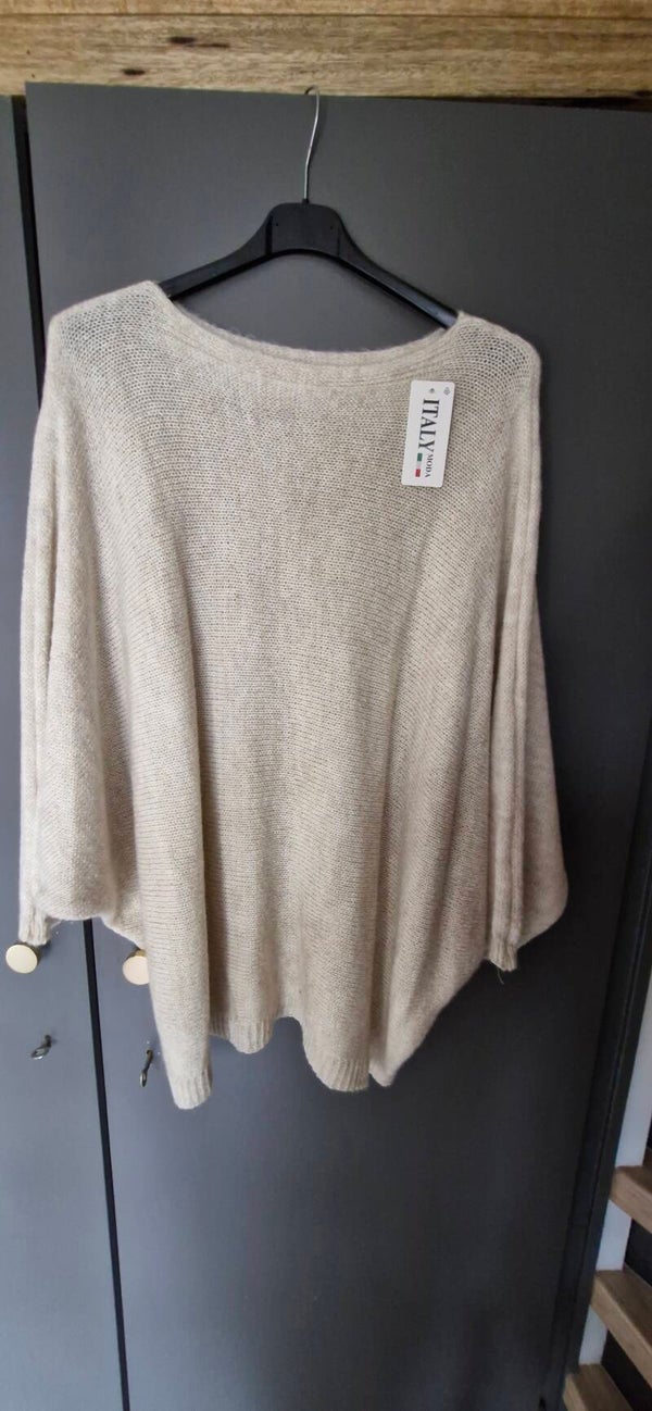 Vleermuis trui beige