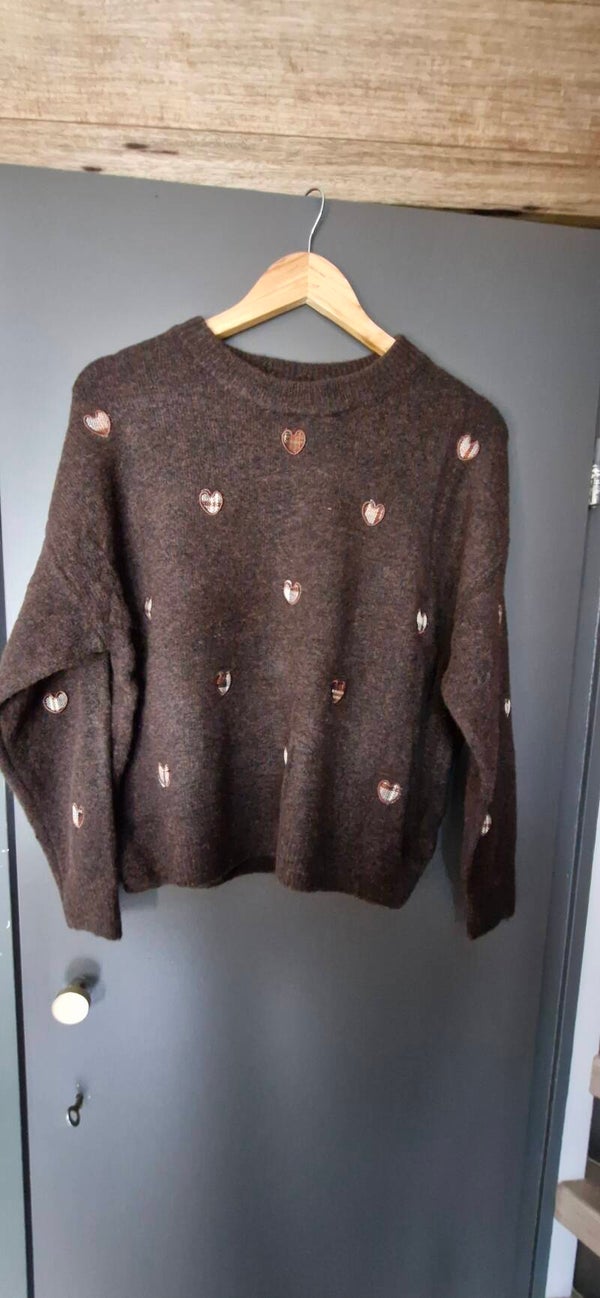 Trui hartjes choco bruin