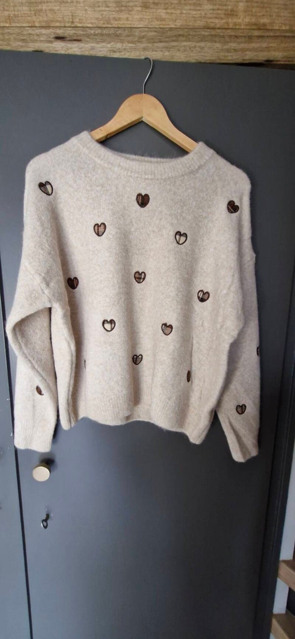 Trui hartjes beige