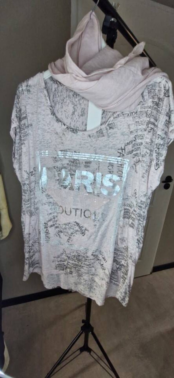 Tshirt paris met sjaaltje babyroze