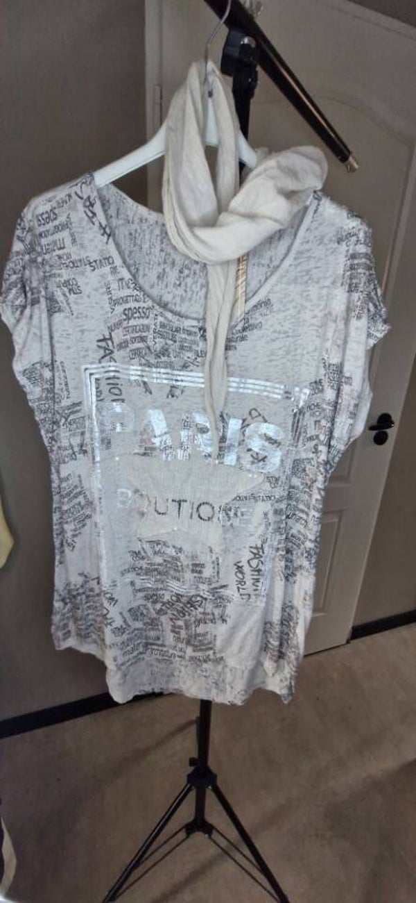 Tshirt paris met sjaaltje zand