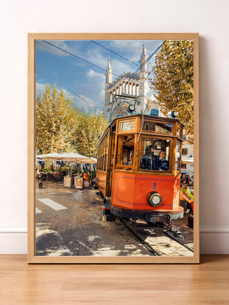 Tram de Soller auf dem Marktplatz