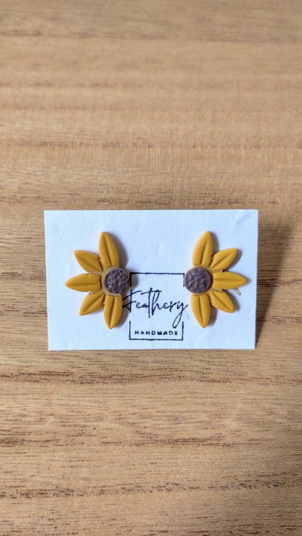 Zonnebloem studs