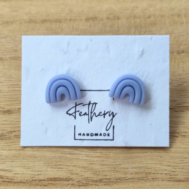 Regenboog studs - pastel blauw