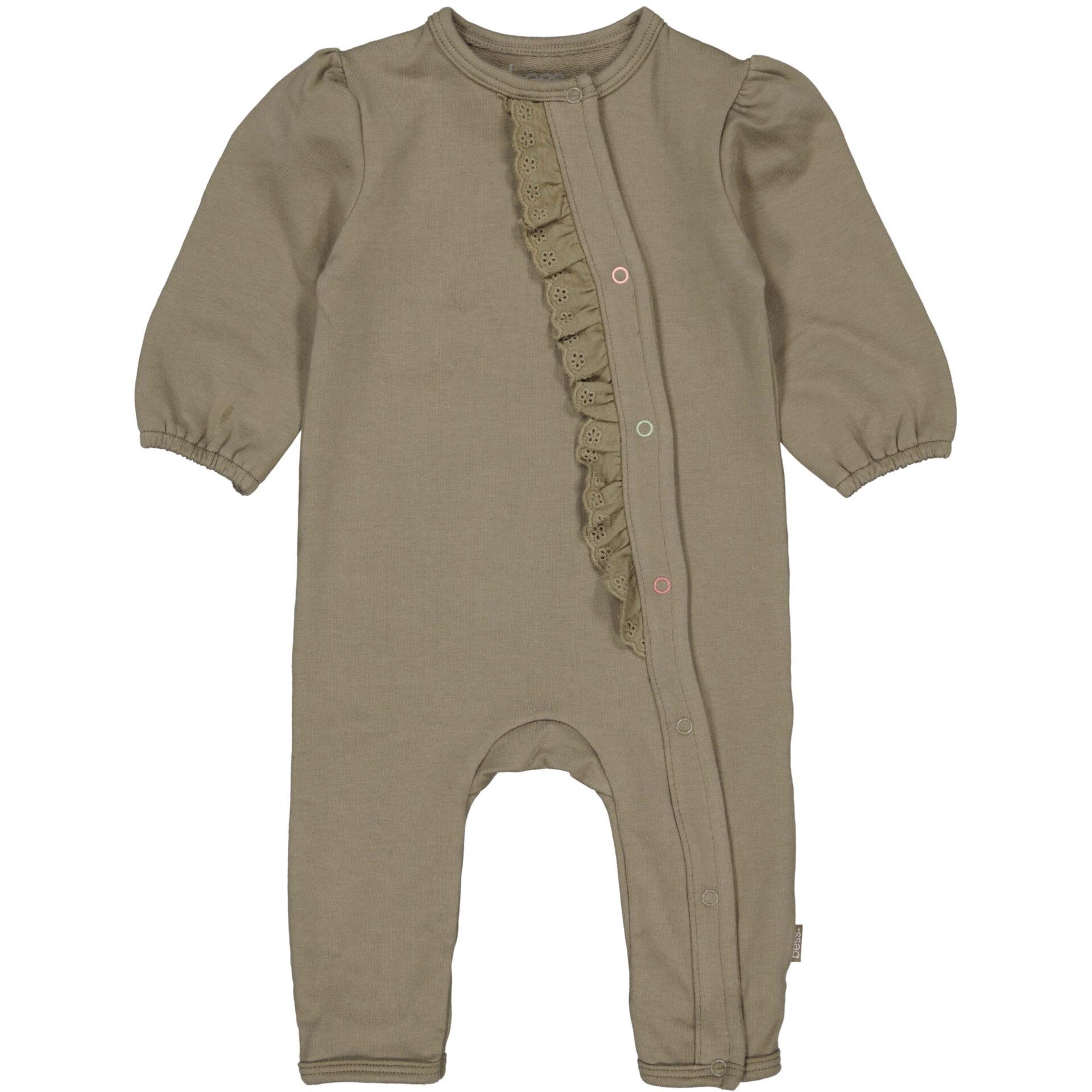 Bess | Suit Ruffles | Walnut