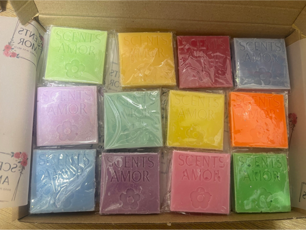 £10 Tuesday pick n mix box