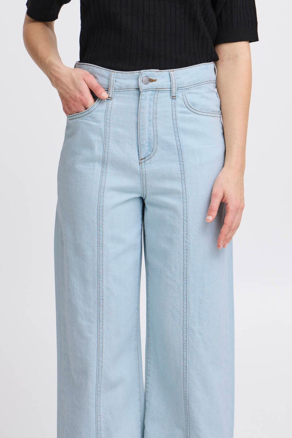 Lonia Jeans