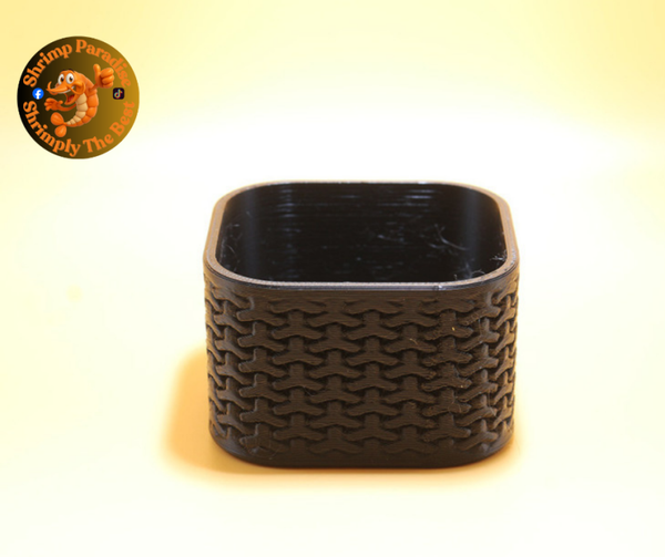 The One Aquatic Plant Pot