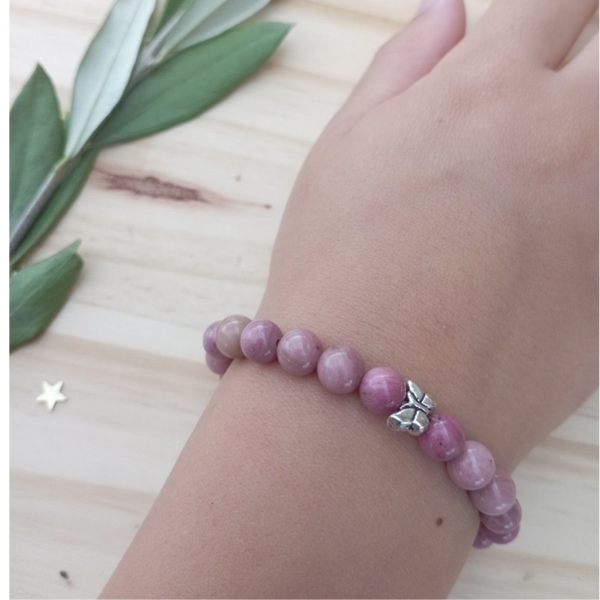 🌿Bracelet enfant en rhodonite.Apaise la jalousie- adoucit le caractère 🌿
