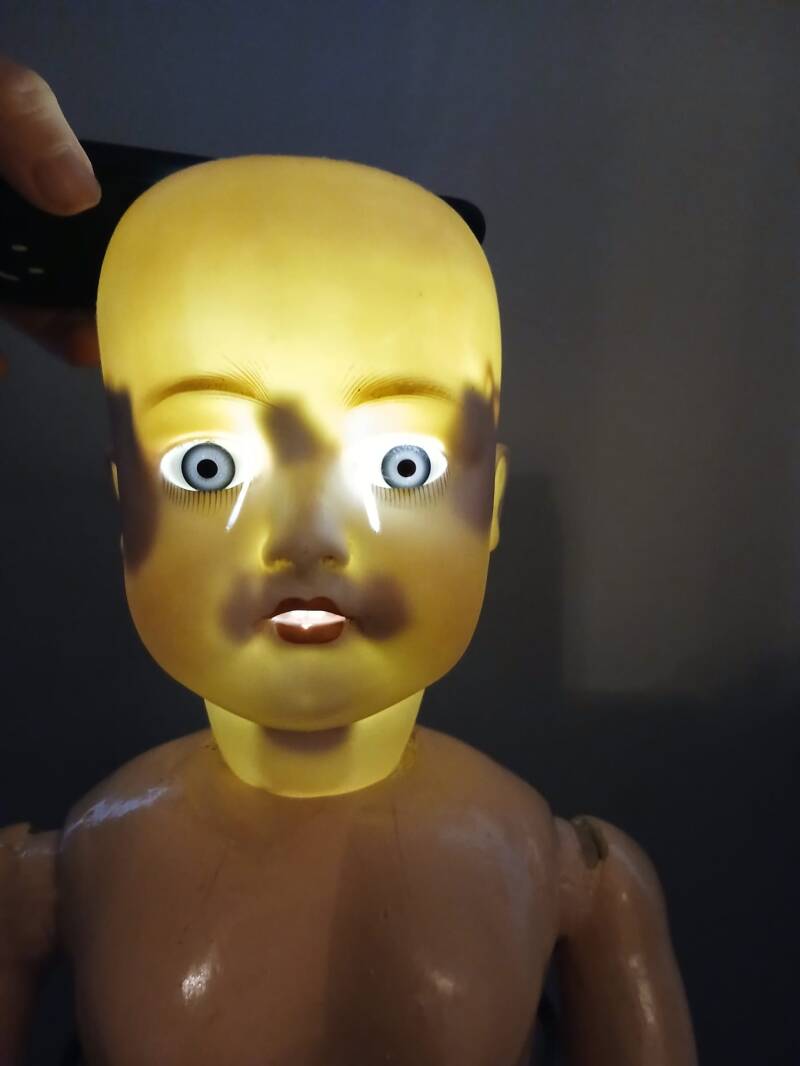 Antiek antieke poppen verkopen antieke pop kopen porselein porseleinen poppen kopen verkopen