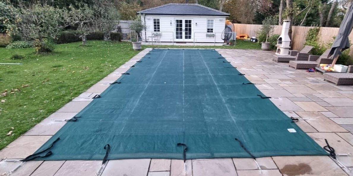 Swimming Pool with Winter Cover