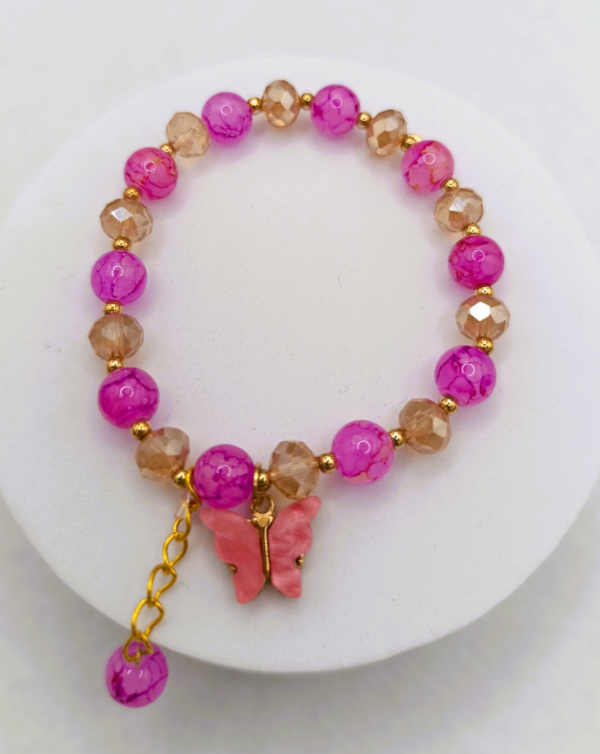 Perlenarmband Kristallperlen Hellrosa und facettierte Perlen