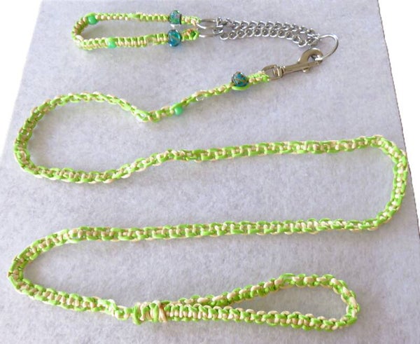 Leine und Halsband Paracord grün-beige mit Perlen