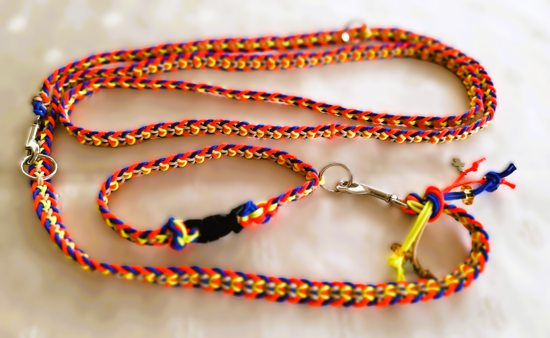 Leinenset Paracord rot-blau-gelb