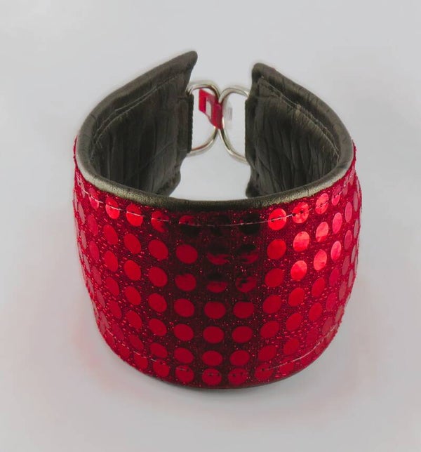 Rennhalsband mit rote Paillettenborte