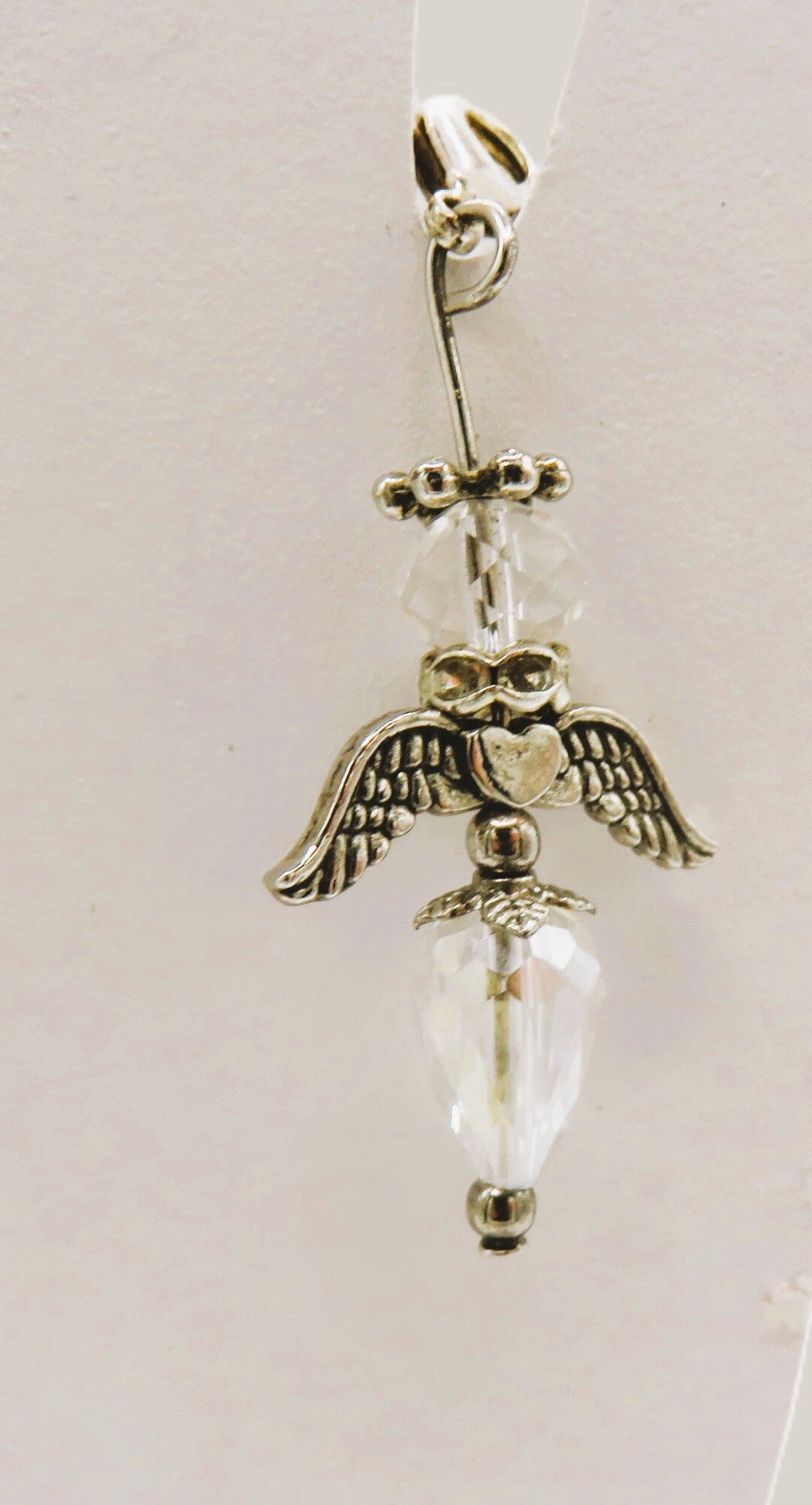 Schutzengel silberne Flügel und Perlen