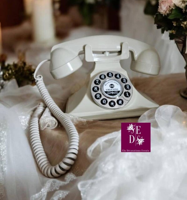 Téléphone livre d'or