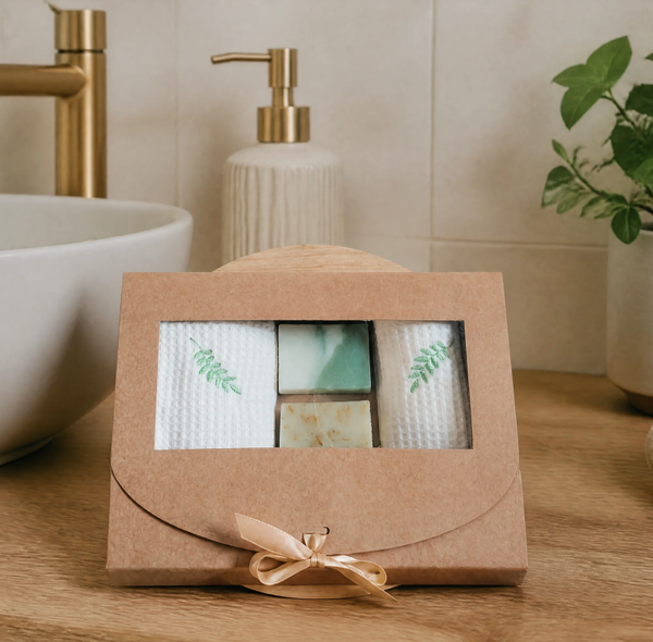 Coffret artisanal linge de bain invité et savons bio | Douceur Végétale
