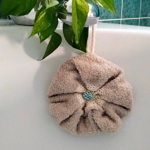Grande fleur de douche bi-face en coton bio - couleur lin
