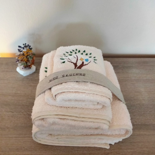 RICAMO ARBRE DE VIE- Parure de bain brodée 4 pièces coton bio 500gr/m²