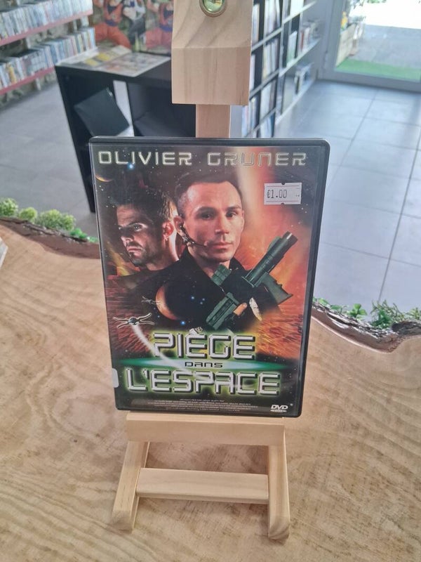 Piege Dans L'espace DVD
