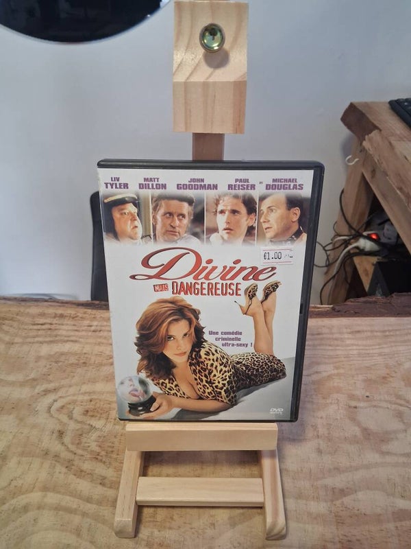 Divine Mais Dangereuse DVD