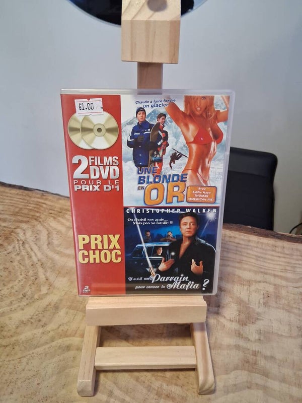 2 Films : Une Blonde En Or + Y A-T-Il Un Parrain Pour Sauver La Mafia DVD