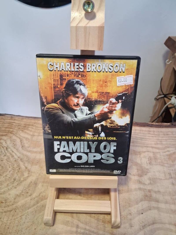Family Of Cops 3 DVD