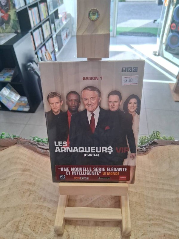 Les Arnaqueurs Vip Saison 1 Neuf DVD