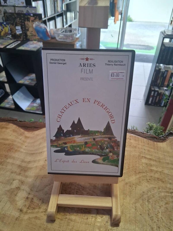 Chateaux En Perigord VHS