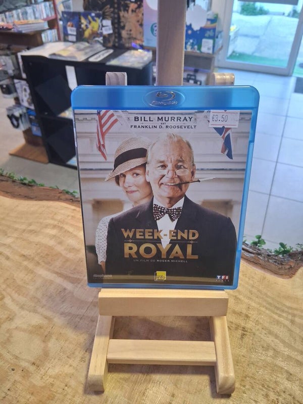 Week-End Royal Blu-ray