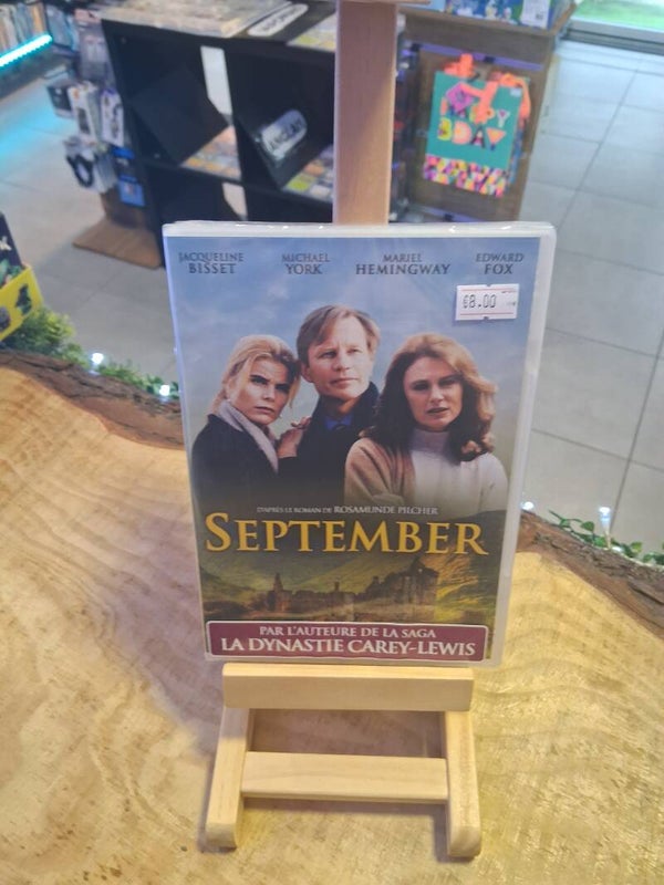 September Neuf Serie DVD
