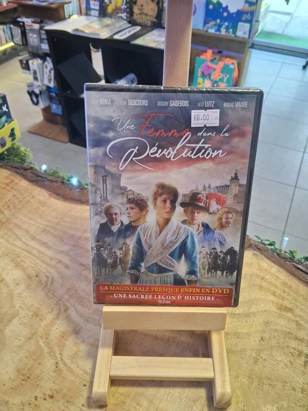 Une Femme Dans La Revolution Serie Neuf DVD