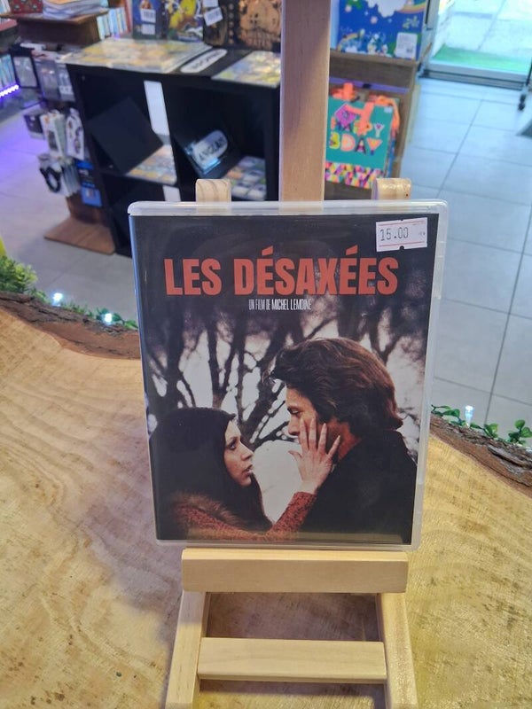 Les Desaxees Blu-ray