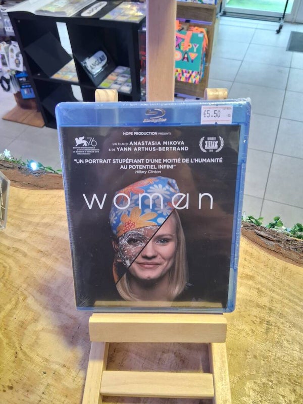 Woman Neuf Blu-ray