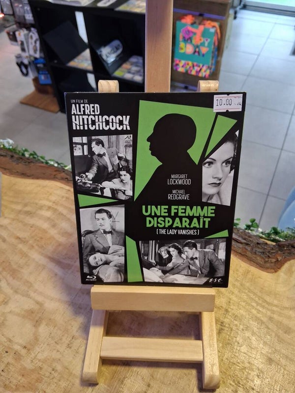 Une Femme Disparait Blu-ray