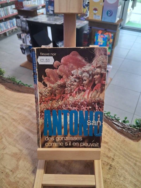 San Antonio - Des Gonzosses Comme S'il En Pleuvait Livre