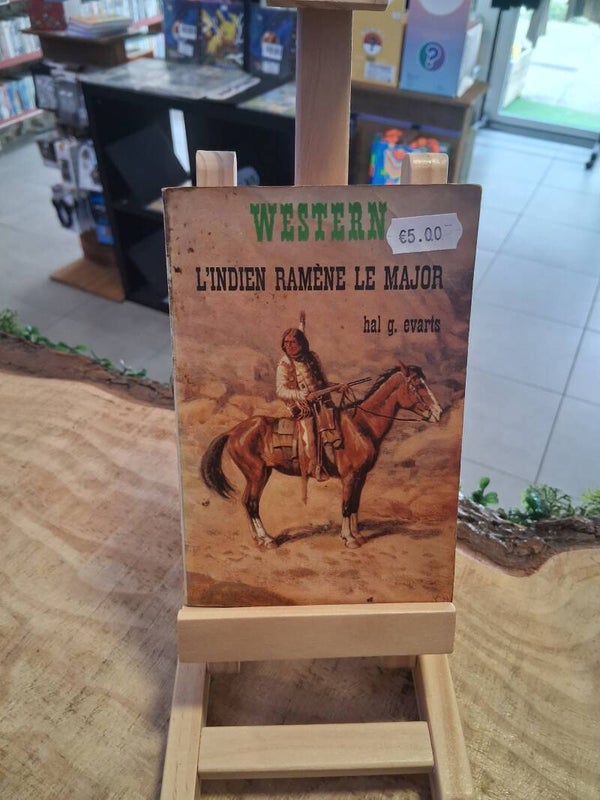 Western - L'indien Ramene Le Major Livre