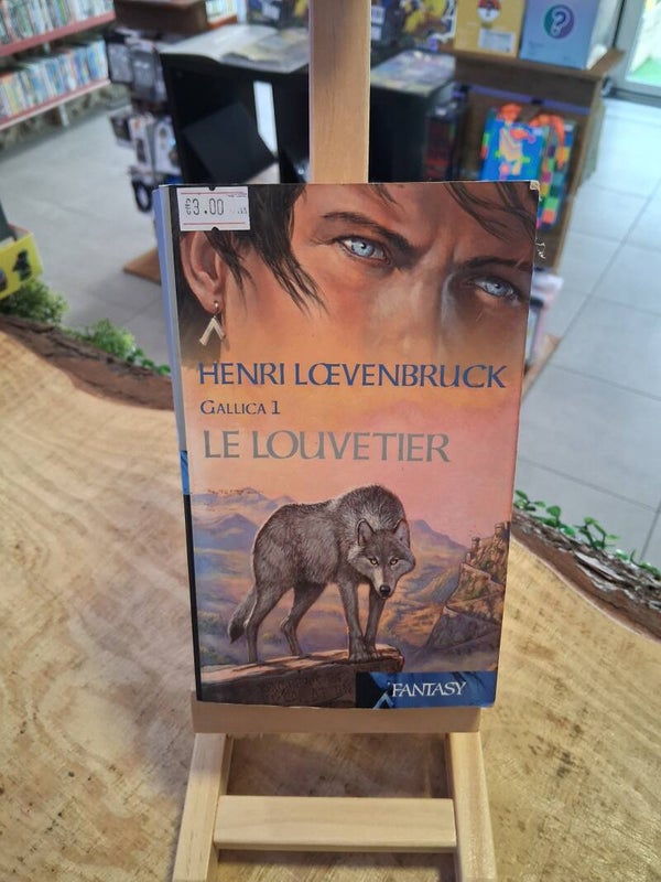 Henri Loevenbruck - Gallica 1 Le Louvetier livre