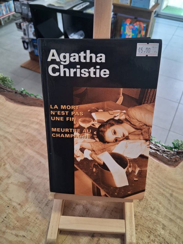 Agatha Christie - La Mort N'est Pas Une Fin / Meurtre Au Champagne Livre