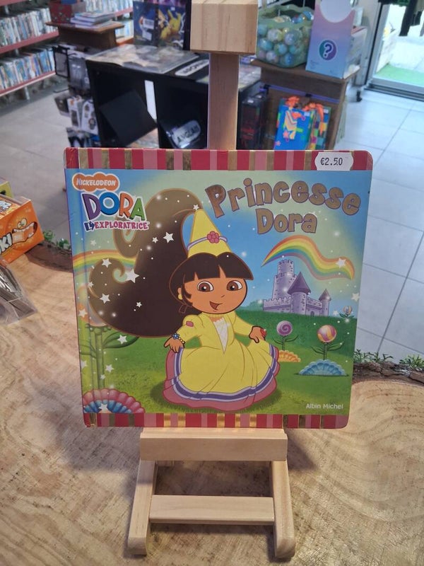 Dora L'exploratrice - Princesse Dora Livre