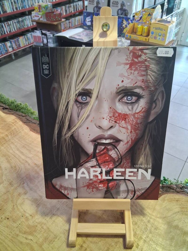 DC Harleen Livre