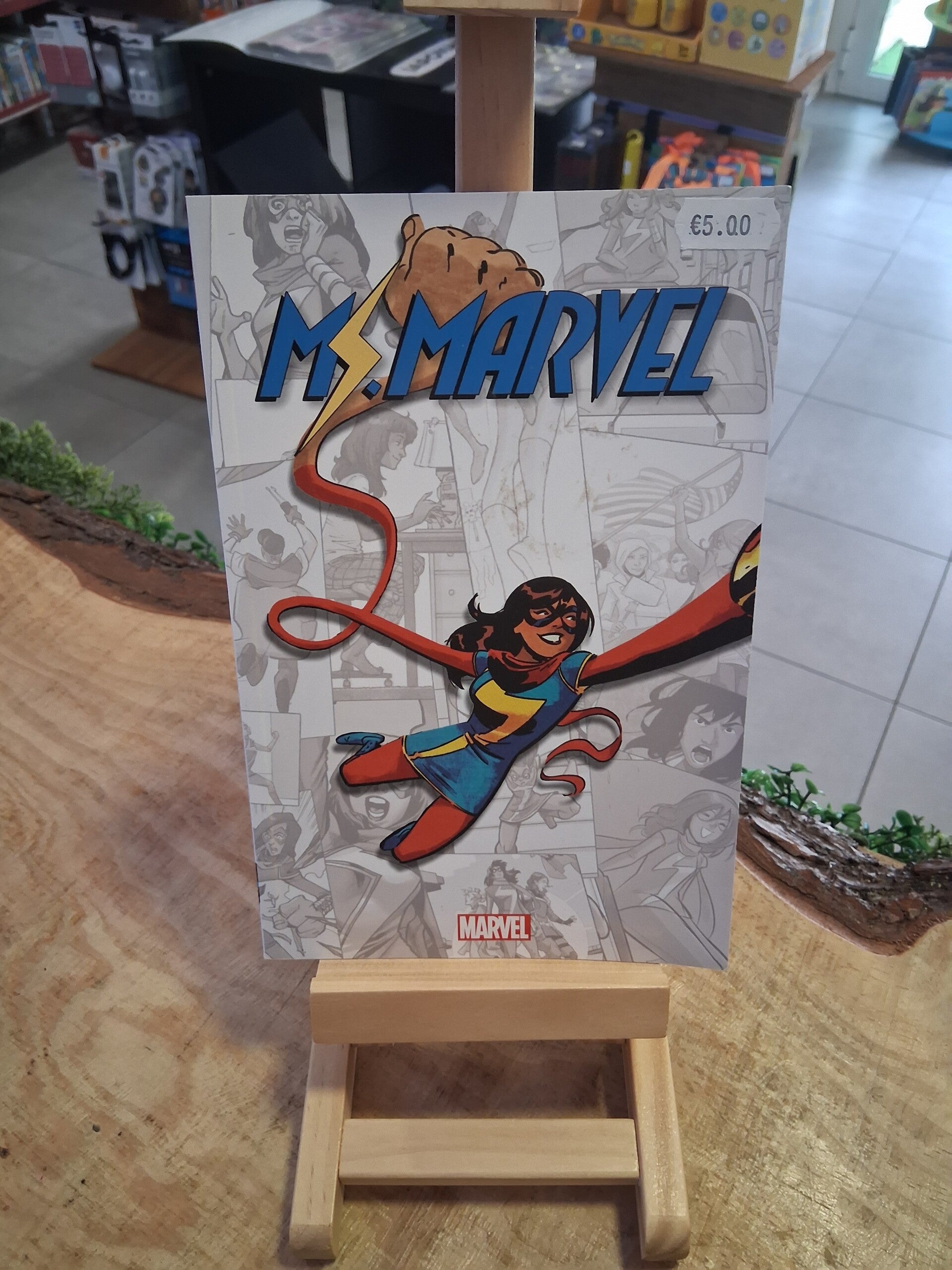 Marvel Miss Marvel Comics