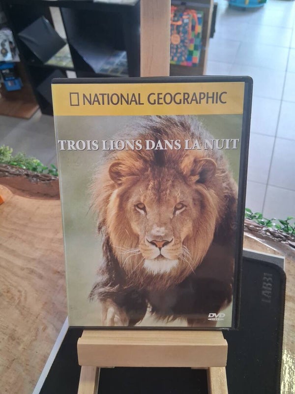 Trois Lions Dans La Nuit DVD