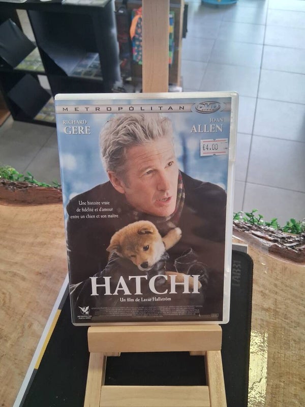 Hatchi DVD