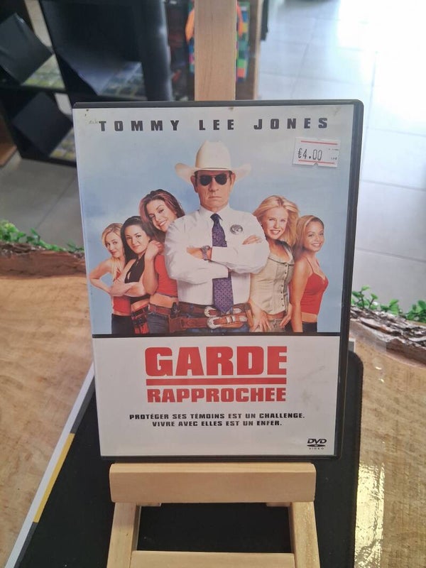 Garde Rapprochee DVD