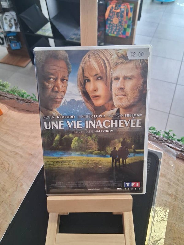 Une Vie Inachevee DVD