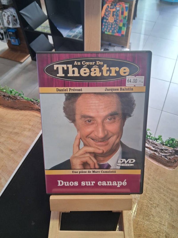 Duos Sur Canape (Theatre) DVD
