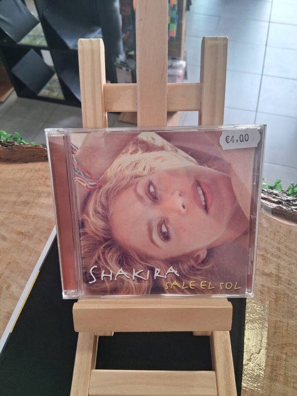Shakira - Sale El Sol CD