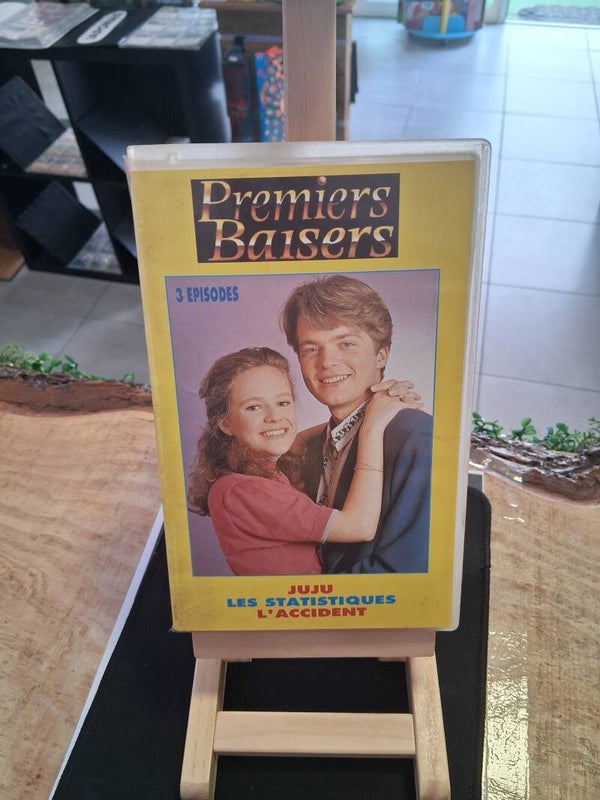 Premiers Baisers VHS